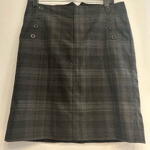 Button-Front slim fit skirt by Gap